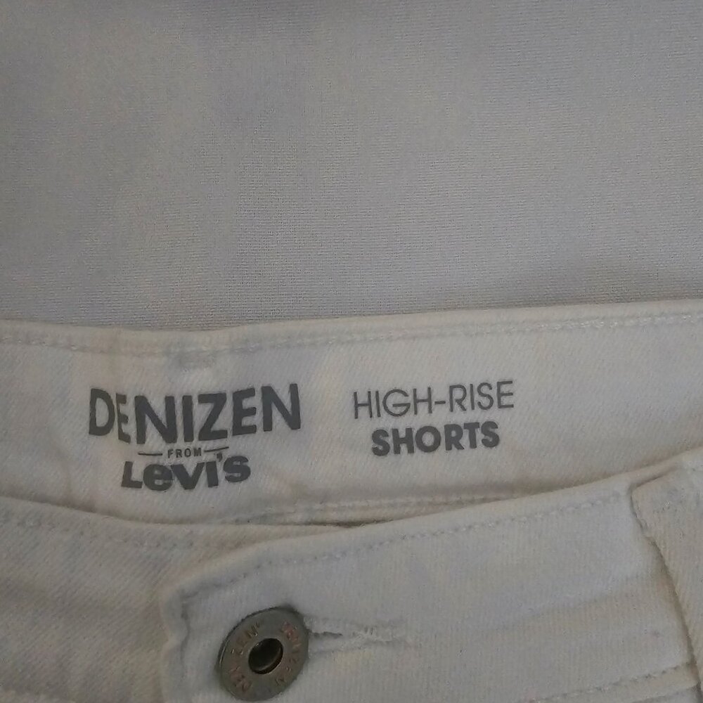 DENIZEN From Levi's High Rise Denim Shorts White Women's Size 16 W33 - Picture 5 of 11